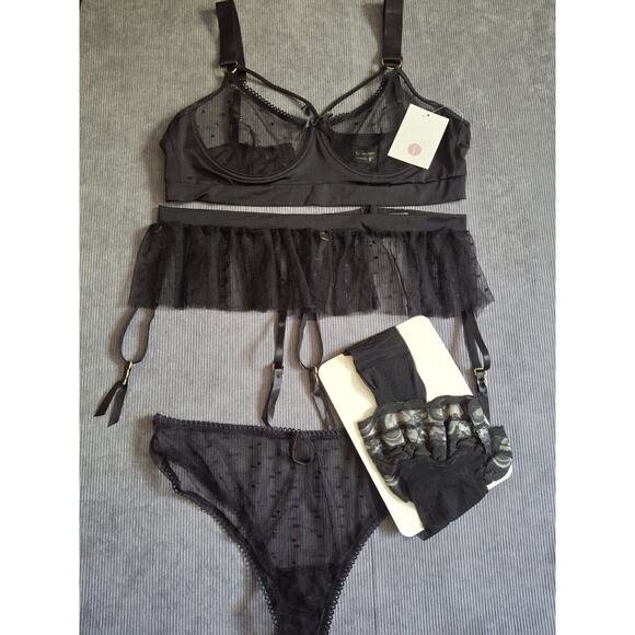 Icollection Risque Black 4-Piece BRA, PANTY, GARTER, NYLONS Lingerie Set Large - Picture 1 of 9